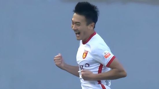 仅就群演这点，那些看过最第一版本就年夜喊划时期佳构的，认真可以休矣。